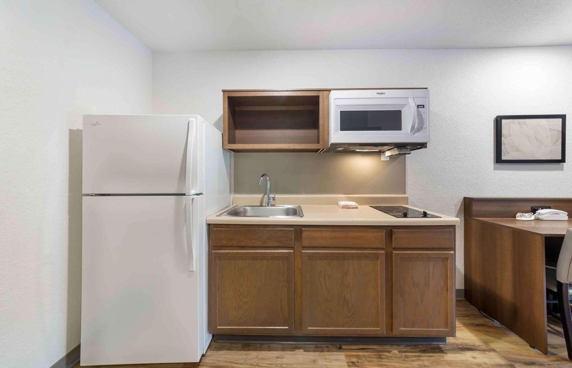 Extended Stay America Select Suites - Диърфийлд Бийч Екстериор снимка